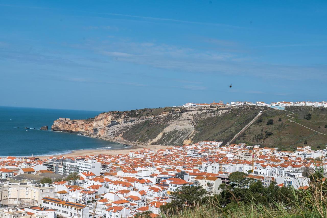 Bayview Nazare A Sua Casa A Beira Mar - 20 Mt Da Praia E Da Famosa Bola Nivea Exterior photo